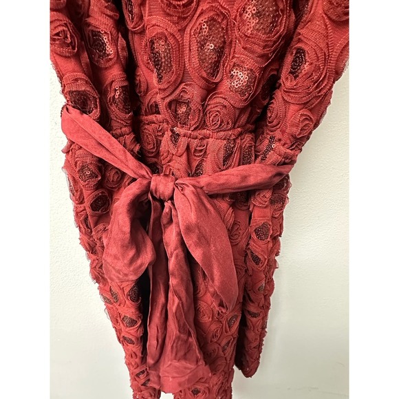 Beautiful red with sequin size 0 dress - Picture 4 of 6